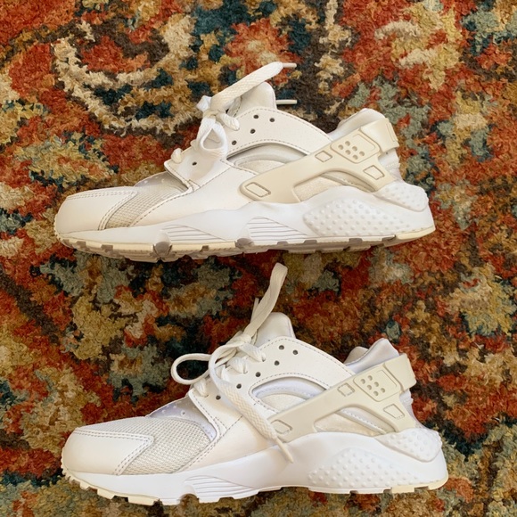 white huaraches boys